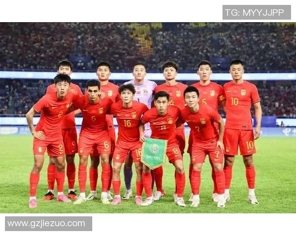 亚洲足球十大球星排名揭秘 谁能称霸亚洲足坛的巅峰之位